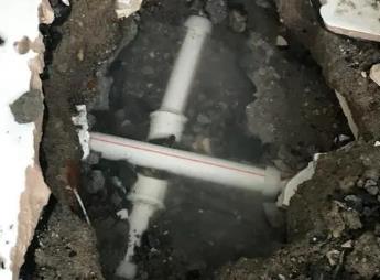 北京市阳台漏水维修公司为您分享楼上楼下漏水怎么处理